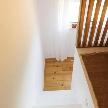 Saone - Coworking & Retreat Location *